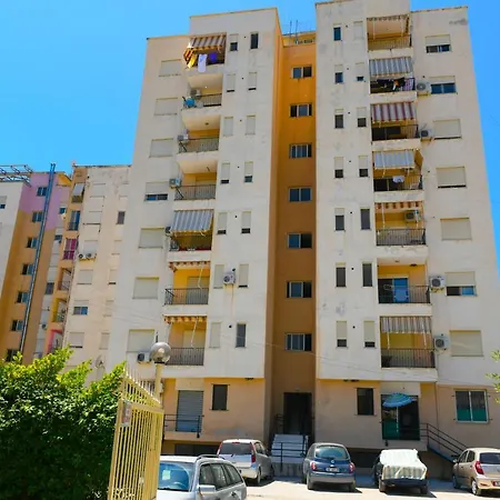 Apartment Ag